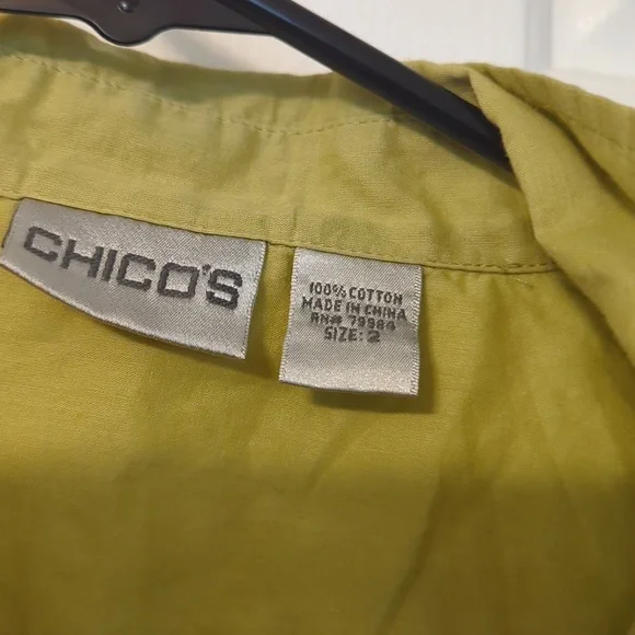 Chico's woman's button down size 2 army green - Picture 2 of 5